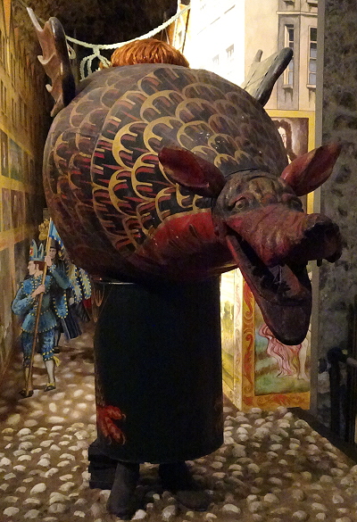 A retired Nowich Snap Dragon in the old display in Norwich Castle Keep in 2018